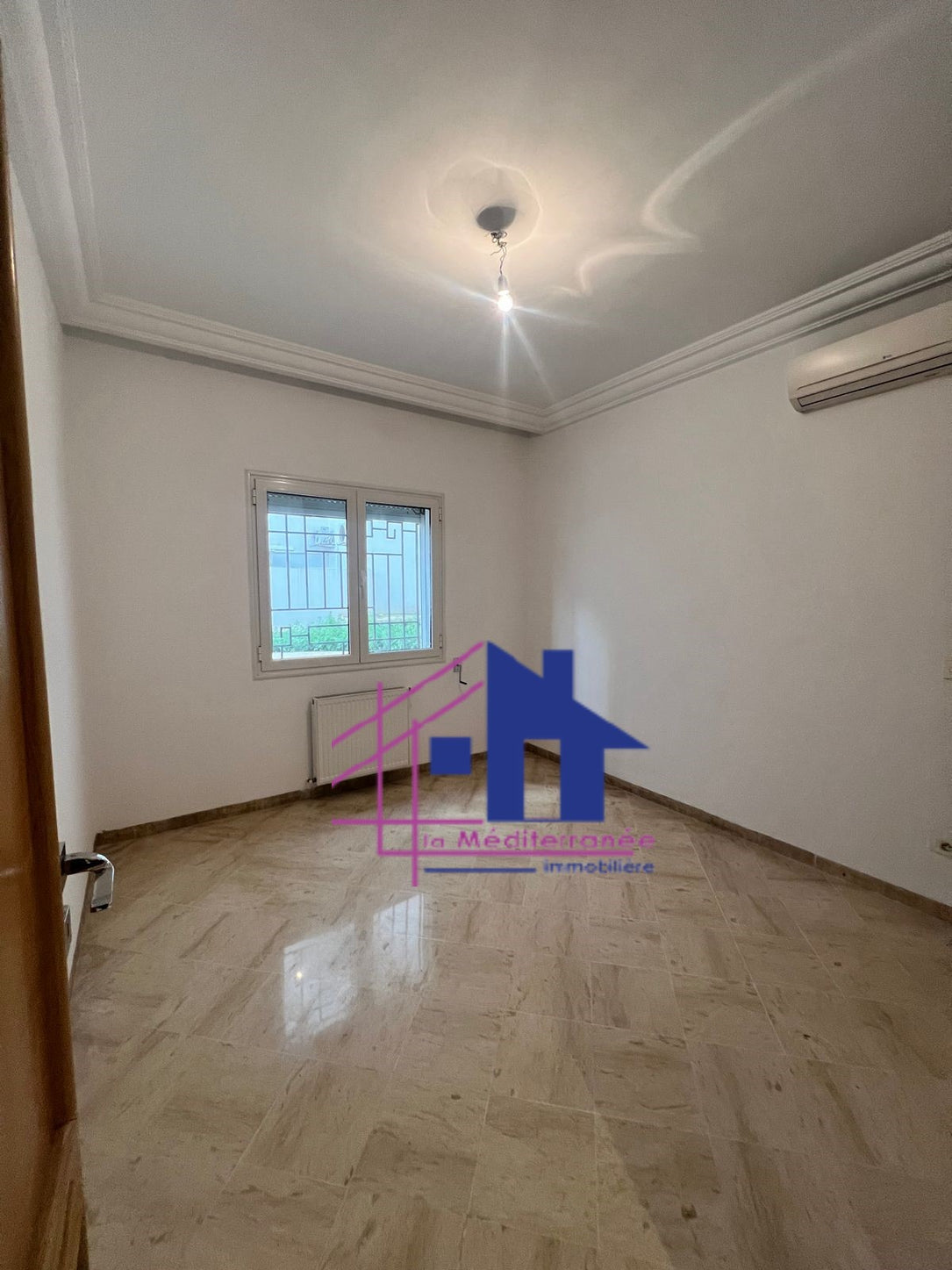 A louer appartement S+2 à la Soukra