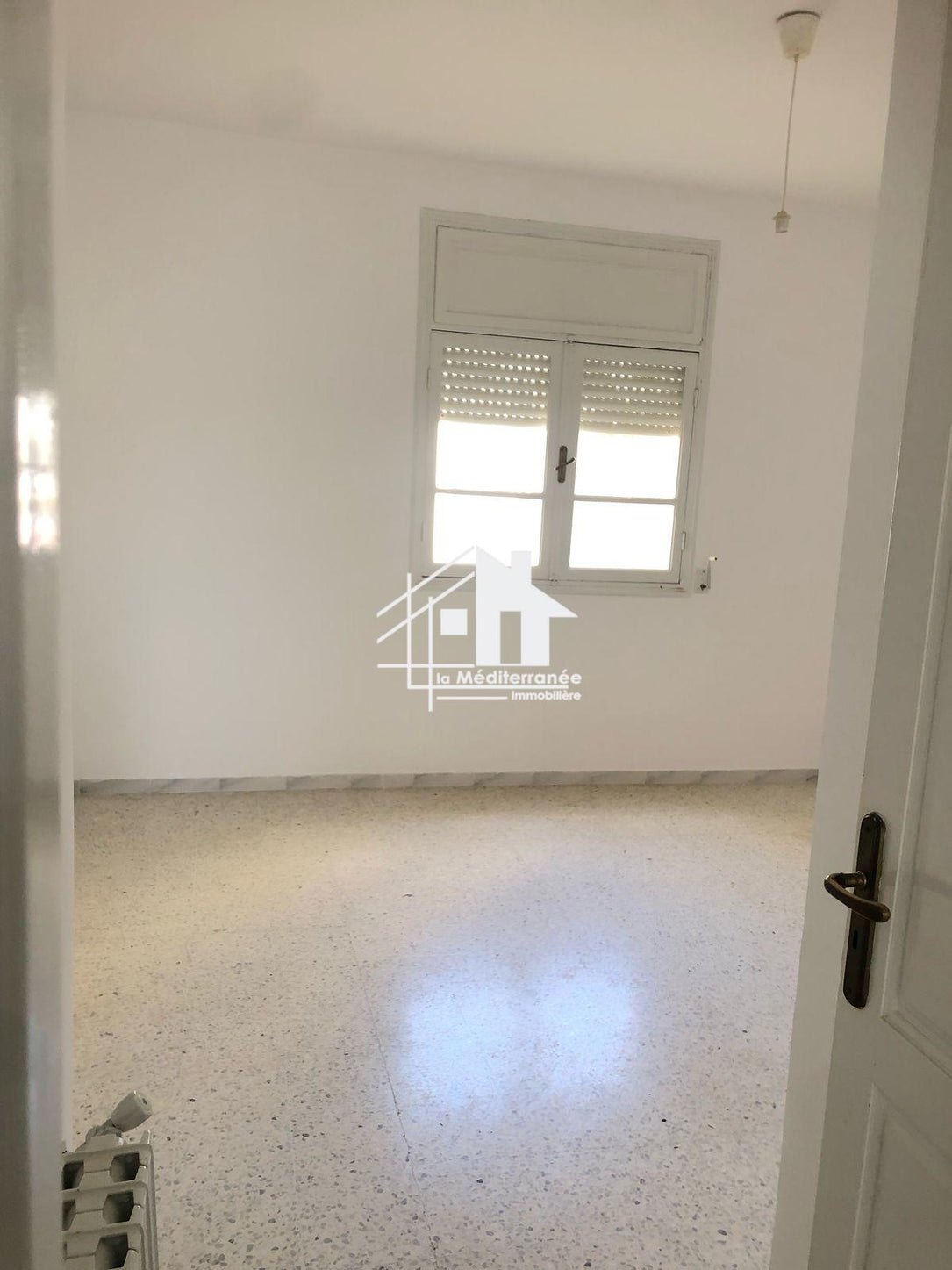 A vendre appartement S+3 à Ain Zaghouan Sud