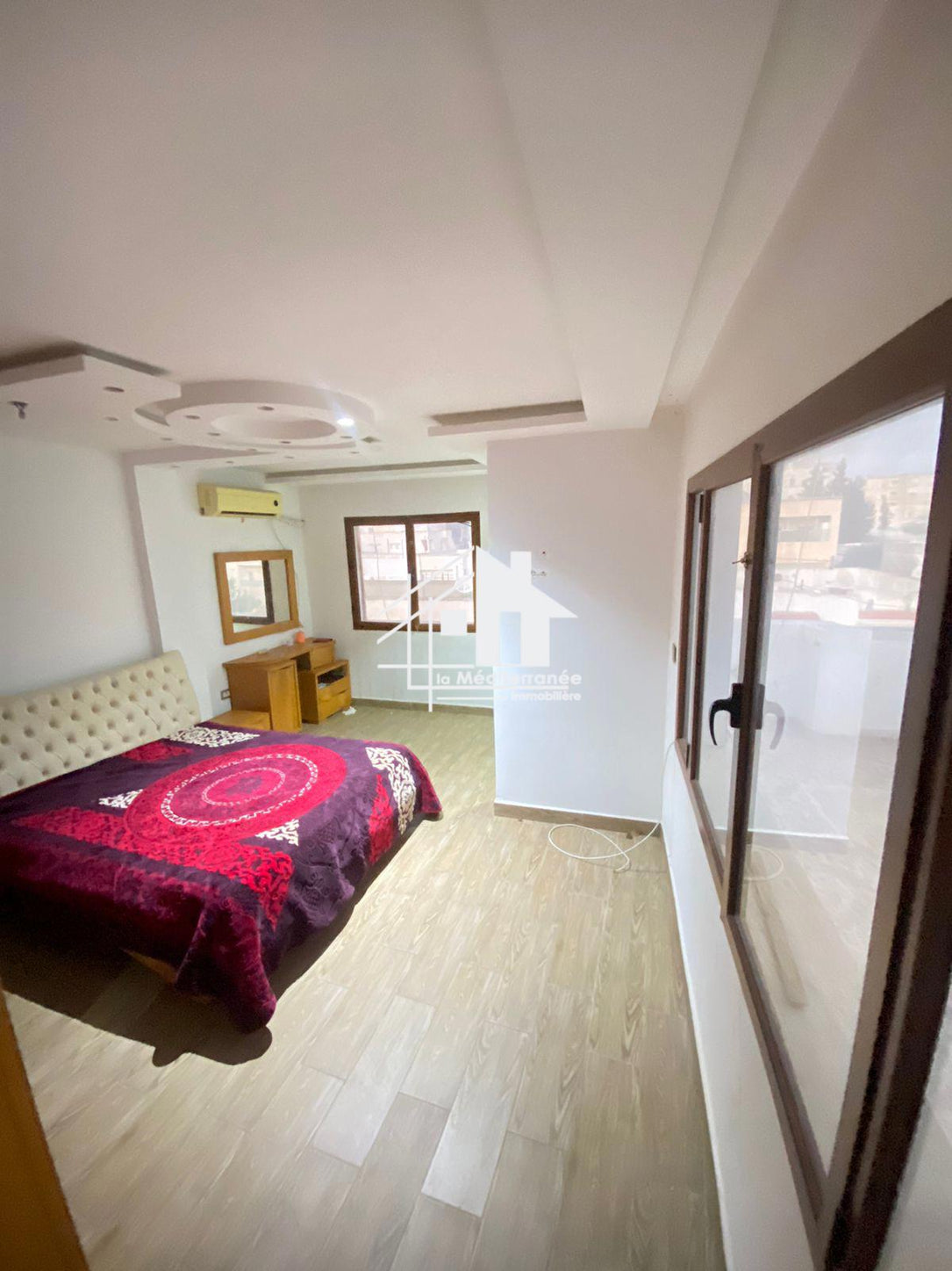 A louer Duplex S+4 hst à cité milaha prés el menzah 8