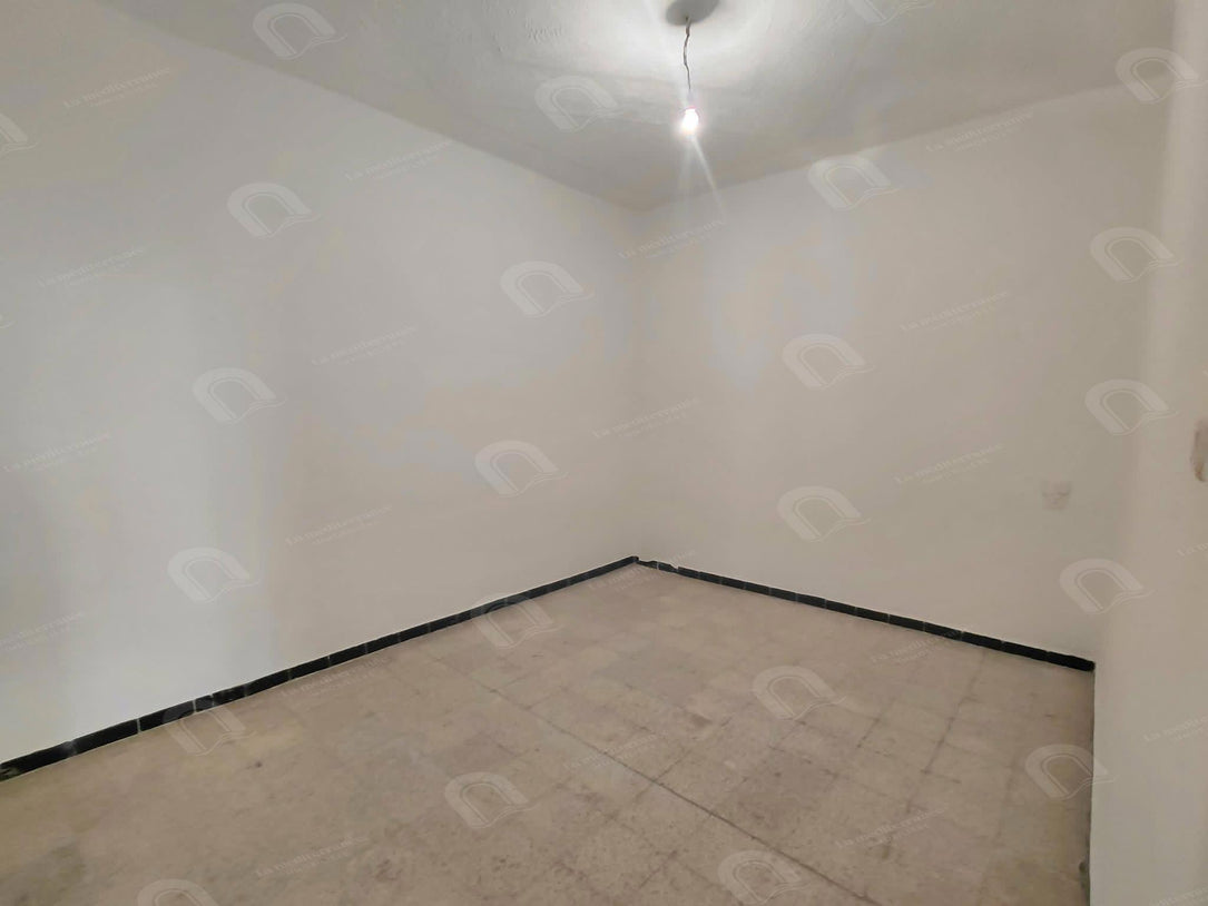 A vendre maison deux étage à ouardia 4