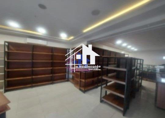 A louer  fond de commerce à Denden