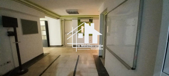 A vendre bureau H+5 à Khair-Eddine pacha