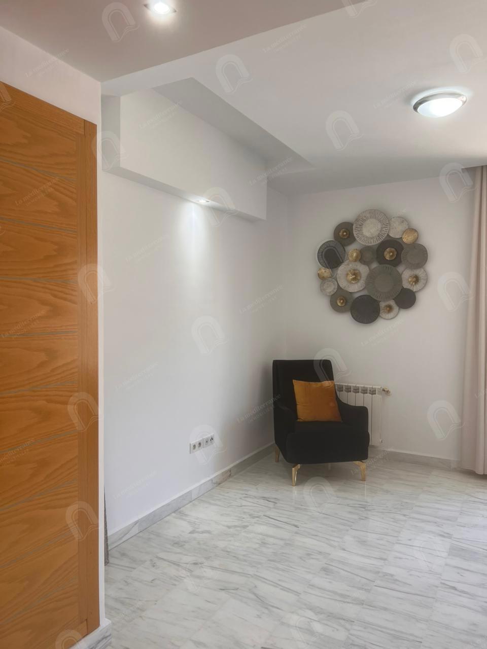 Appartement S+3 aux berges