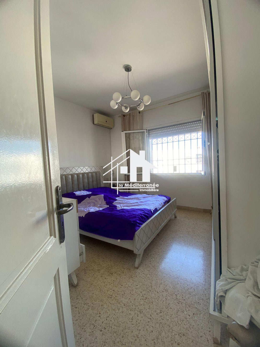 a vendre appartement S+2  à El Agba Cité EL Waha