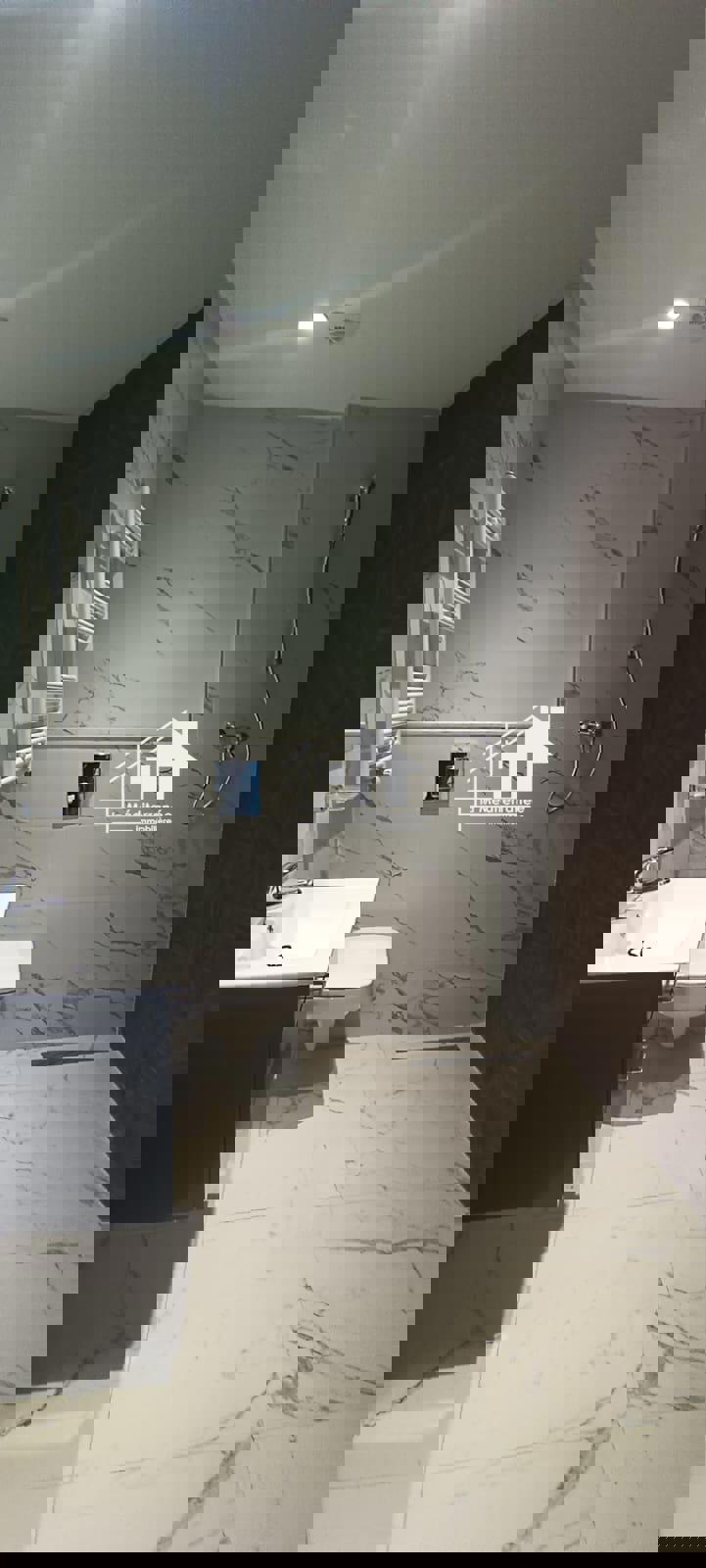 A louer un s+3 neuf avec jardin à chotrana1