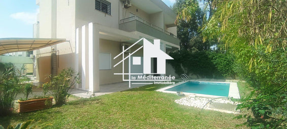 A louer villa avec piscine à Chotrana