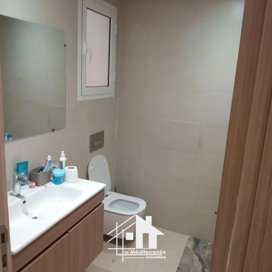 A louer appartement S+3 à Ain Zaghouan