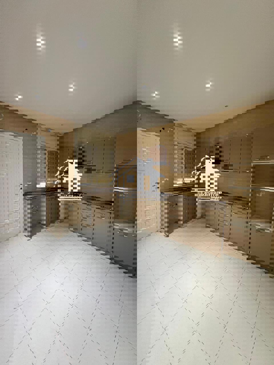 A louer appartement S3 à la Marsa