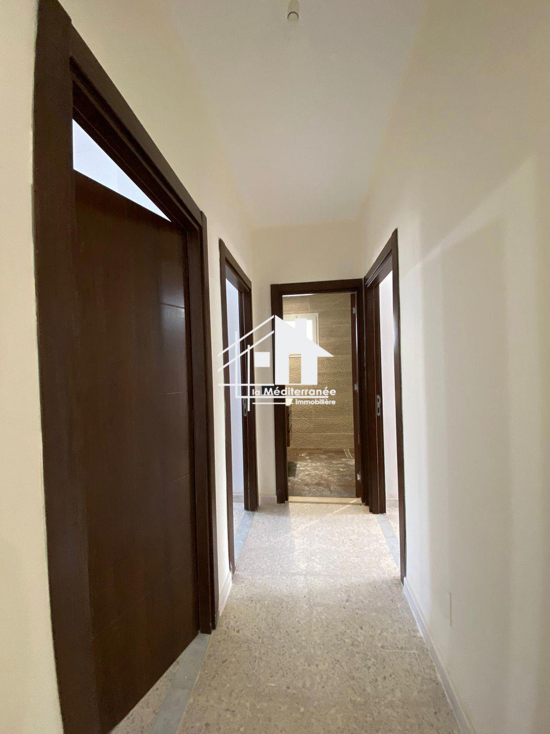 A louer appartement S+3 à El manar 1
