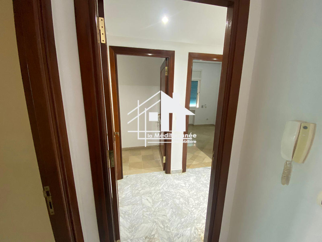 Un Appartement S+2 au lac 2