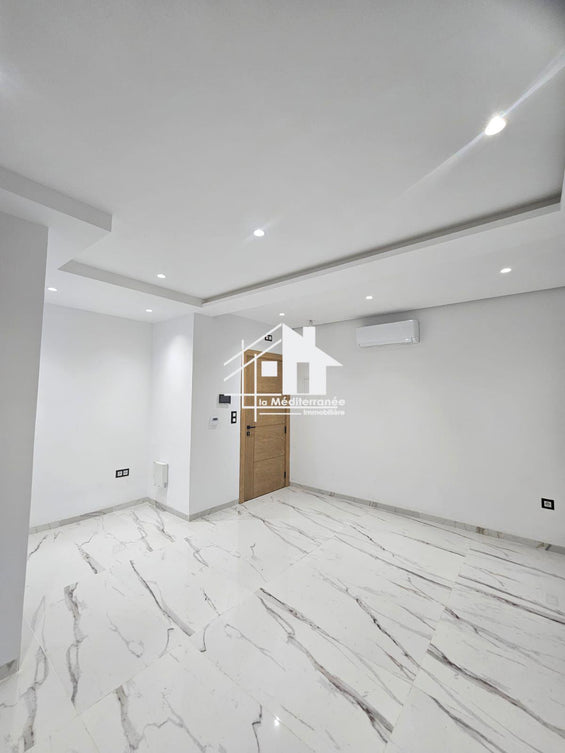 A louer un appartement s+1 à jardin d'el menzah