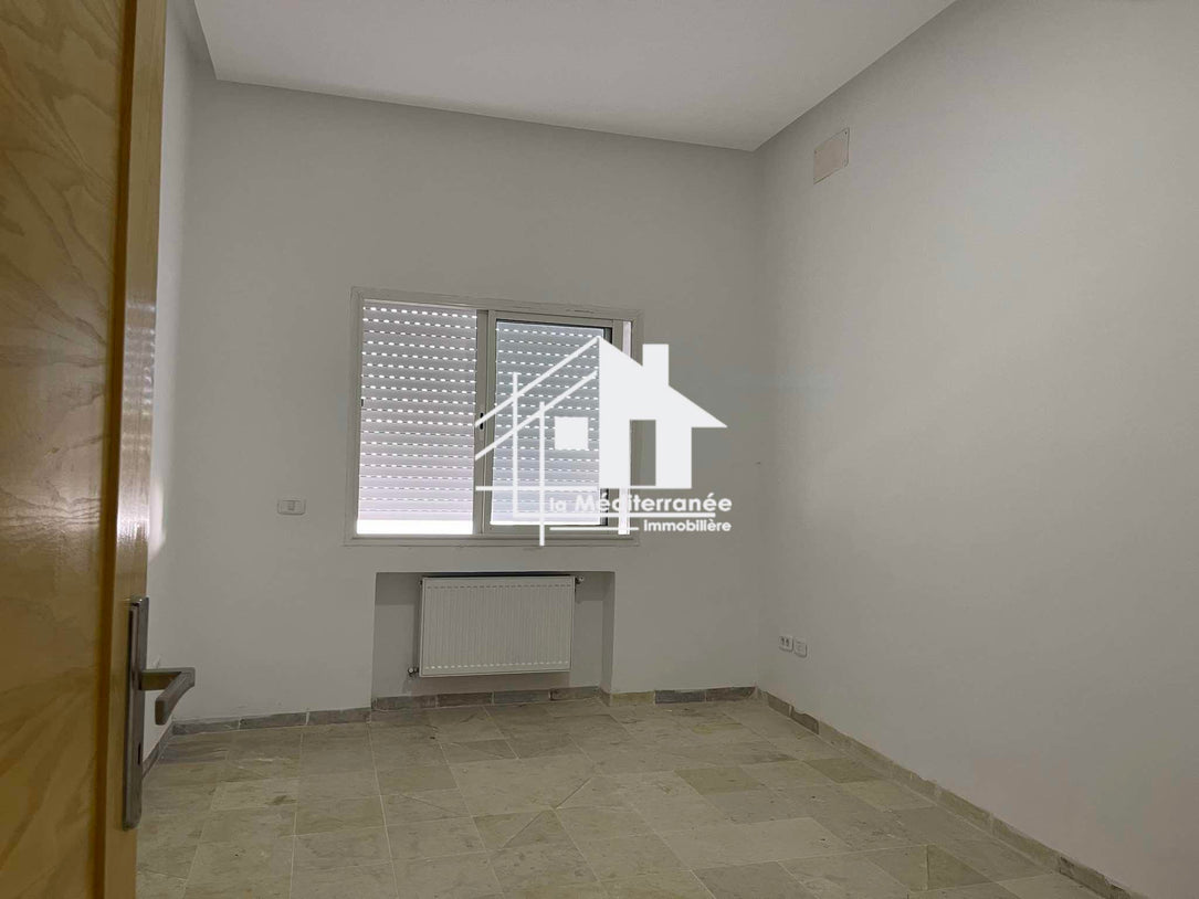 A vendre un bureau H+1 à Mourouj 5