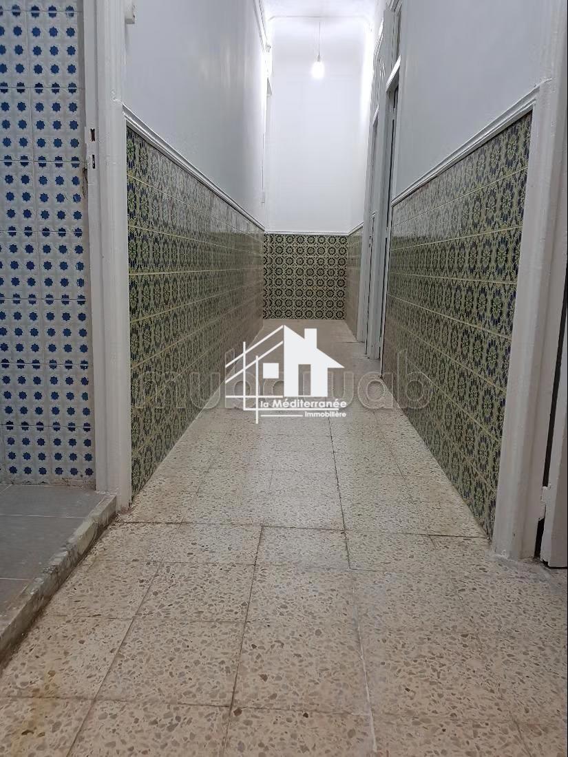 A vendre appartement S+2 au centre-ville, Tunis