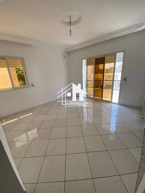 A Louer appartement s+1 à Essideya