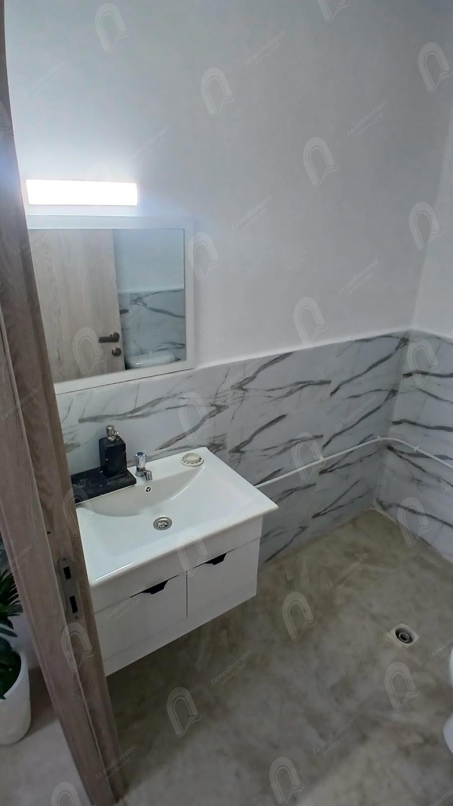 A louer deux bureaux H+1 situé au 1er étage