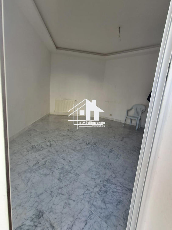 A louer un appartement s+1 à el menzah 9C