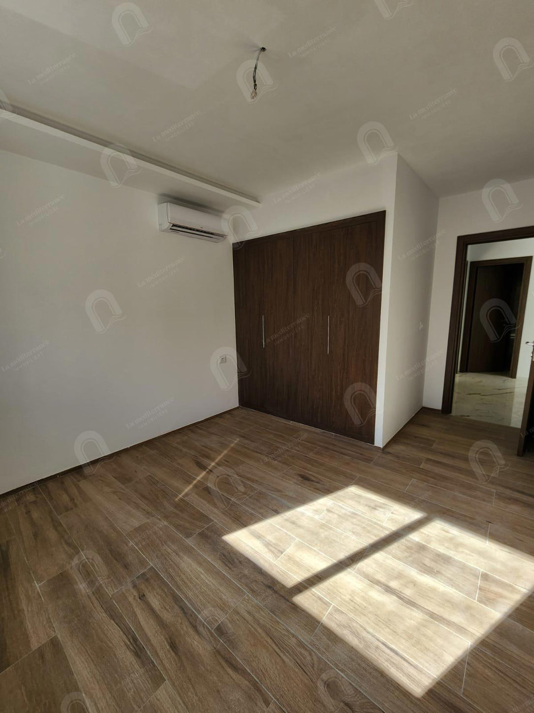 A vendre un S+2 neuf à la nouvelle soukra
