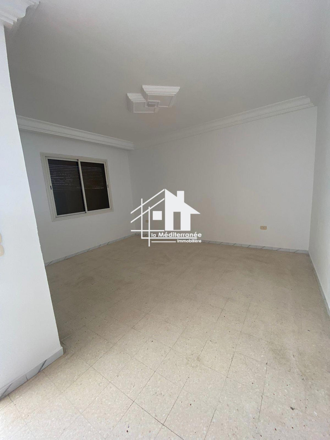 A louer étage de villa S+3 à denden