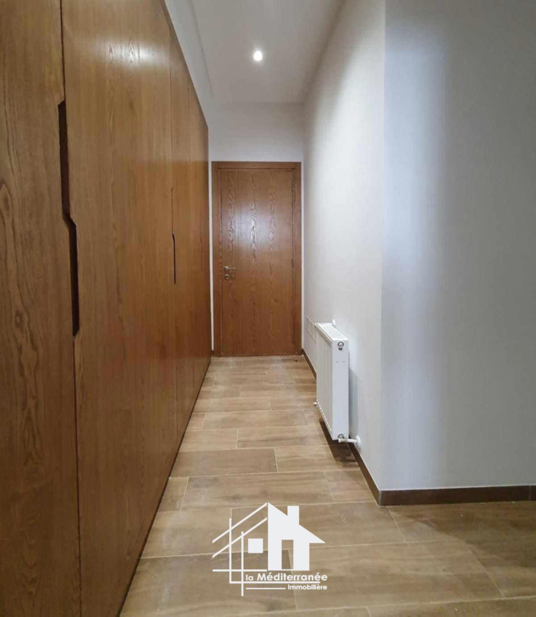 A vendre un s+2 de haut standing à chotrana1