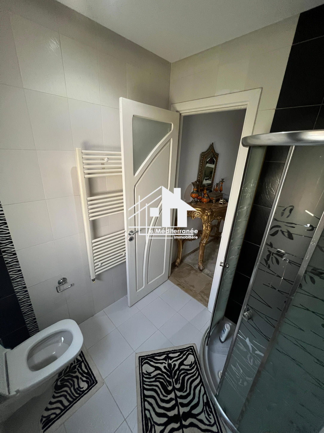 A louer villa S+4 a Chotrana 3