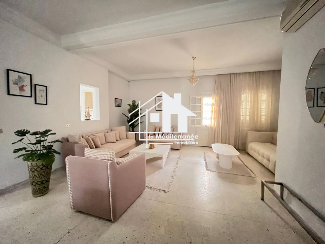 A louer villa s+5 à Sidi Daoued