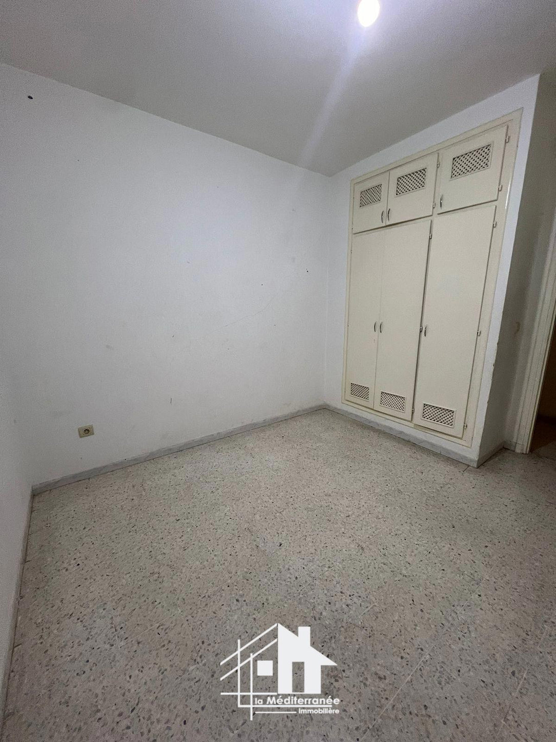 A vendre appartement S+3 à el Agba ben Mahmoud