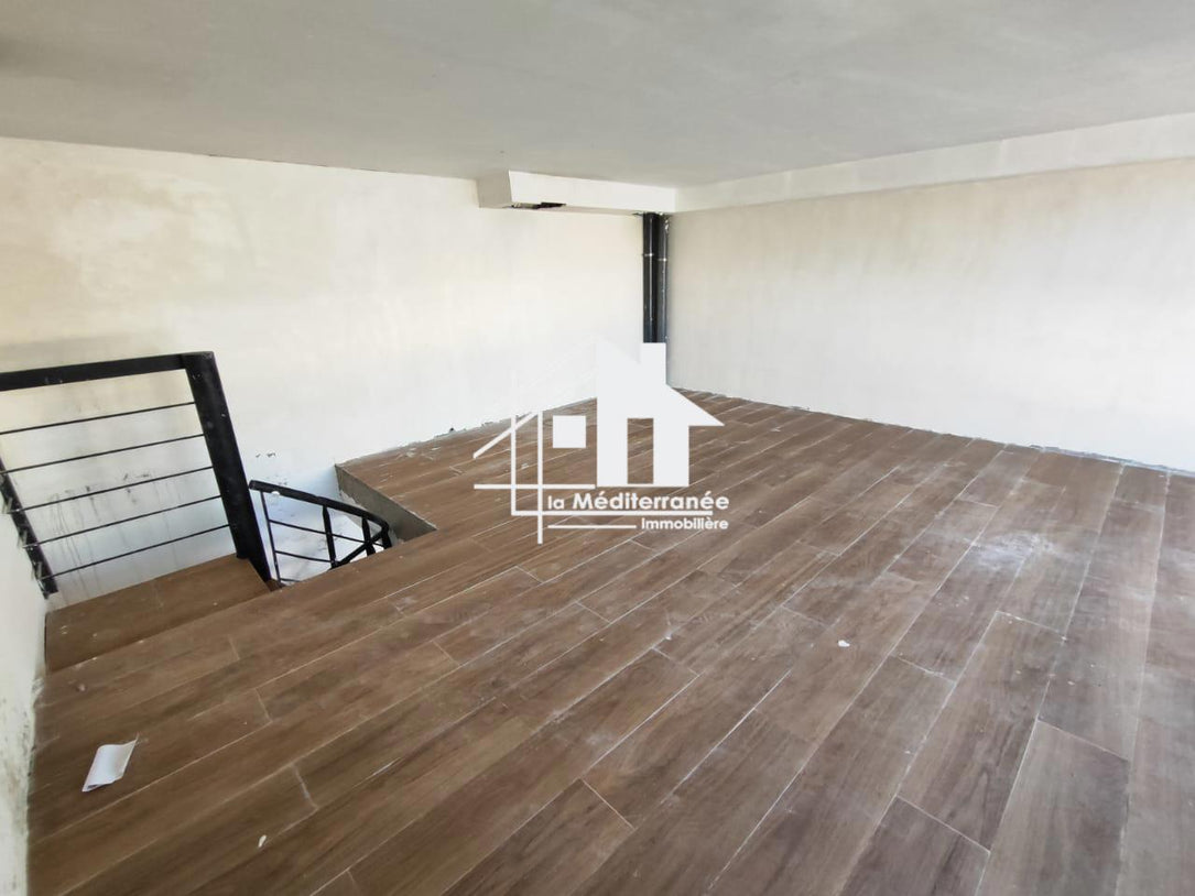 A vendre local commercial a la Soukra
