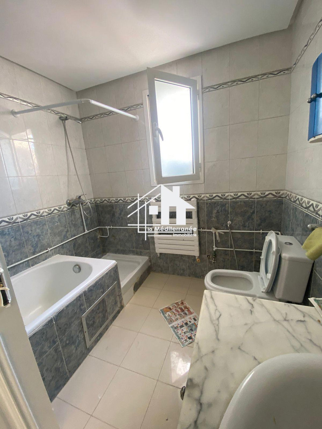 A louer appartement S+3 à Ennassr