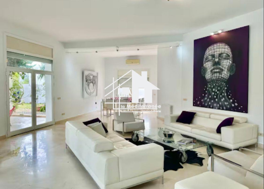 A louer Villa S+5 à la Marsa