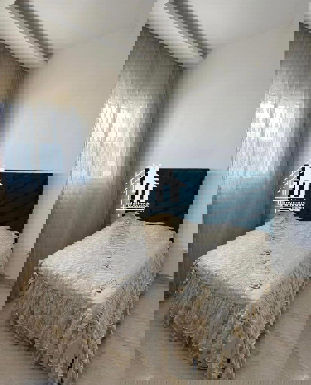 A louer un superbe s+2 meublé à chotrana 1