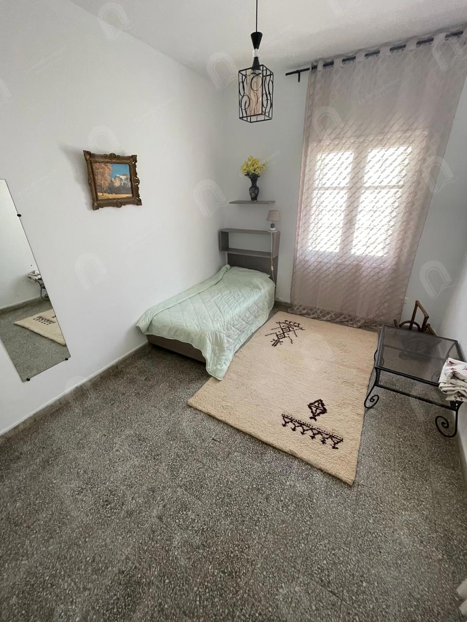 A louer étage de villa S+4 à cité rommana