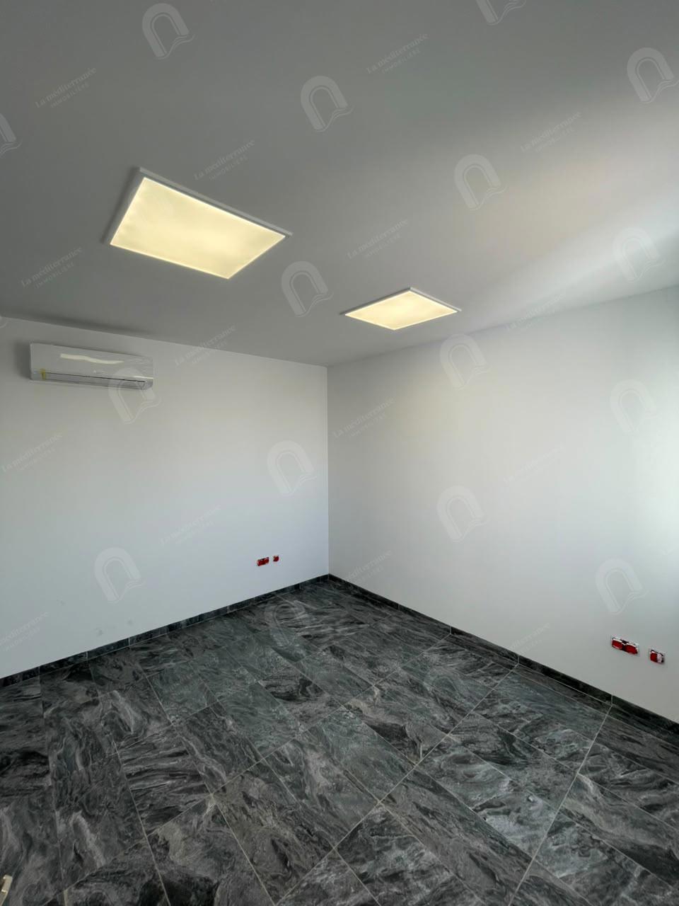 A louer des bureaux H+2 hst au bardo