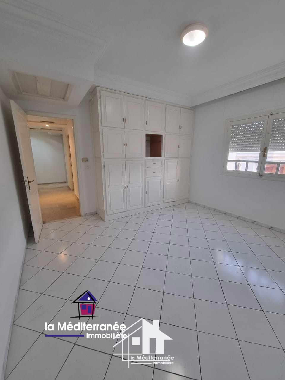 A vendre appartement s3 à Boumhel bel air