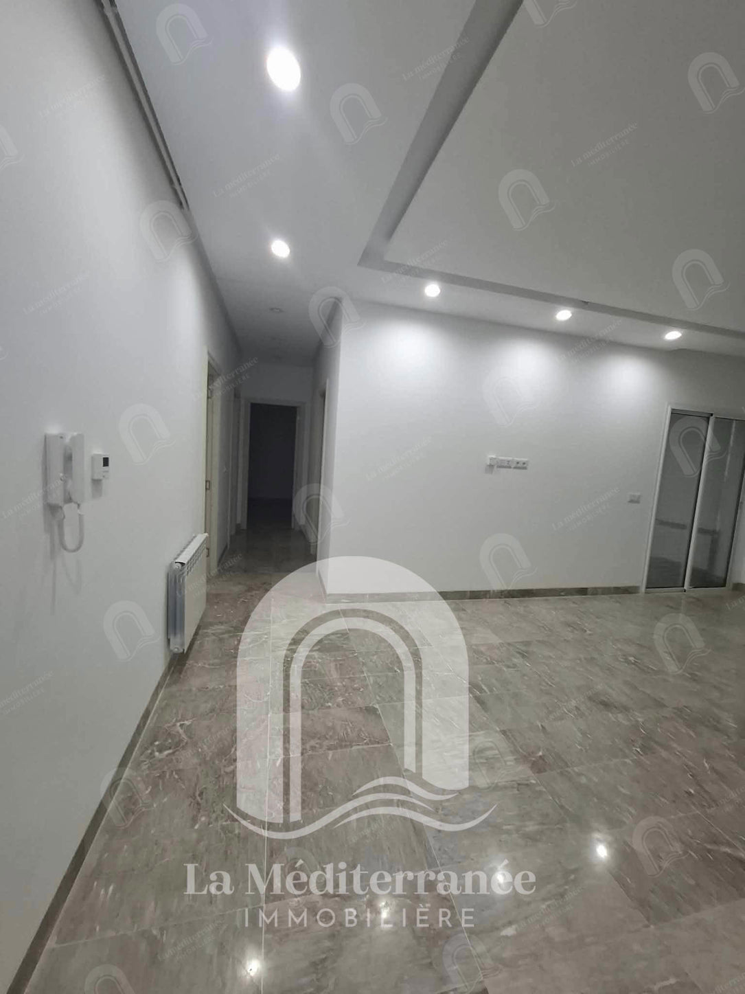 Appartement à Mégrine coteau