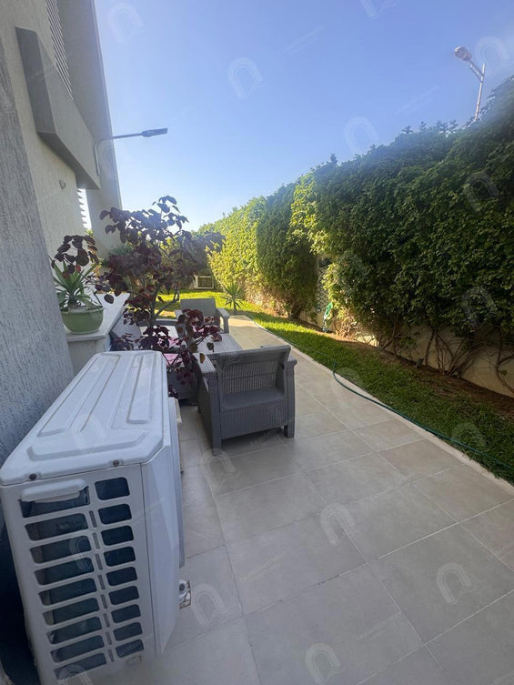 À vendre – Appartement S+3 avec jardin