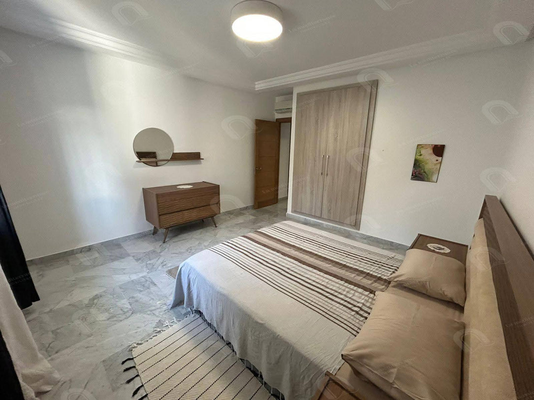 A louer s+2 meublé avec jardin à La Marsa ville