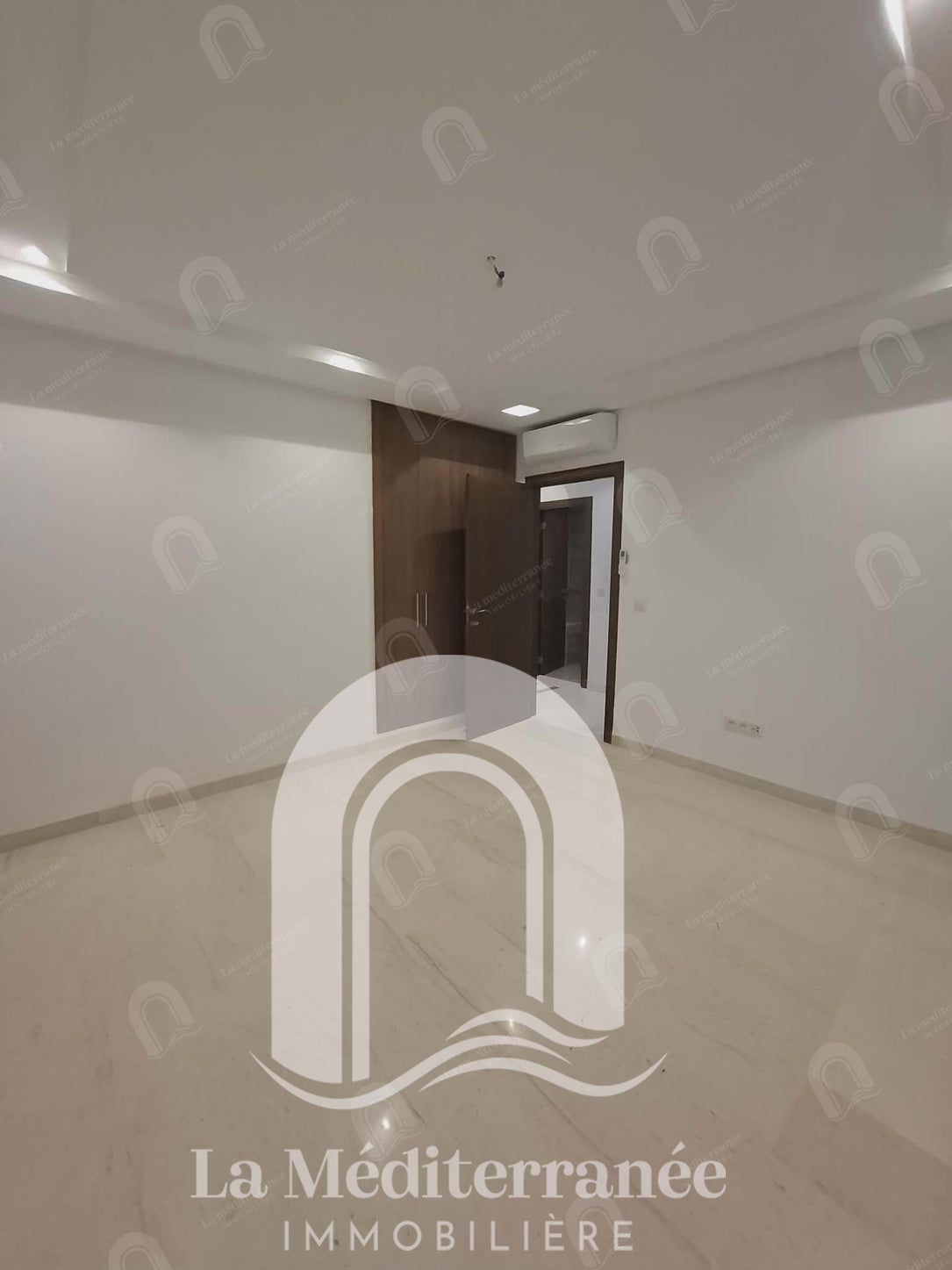 Appartement à Mégrine Coteau