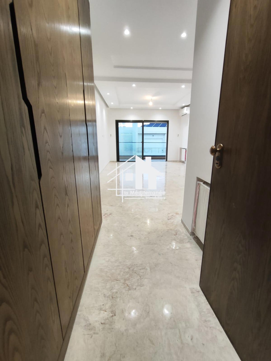 A louer un s+2 de trés haut standing à Chotrana