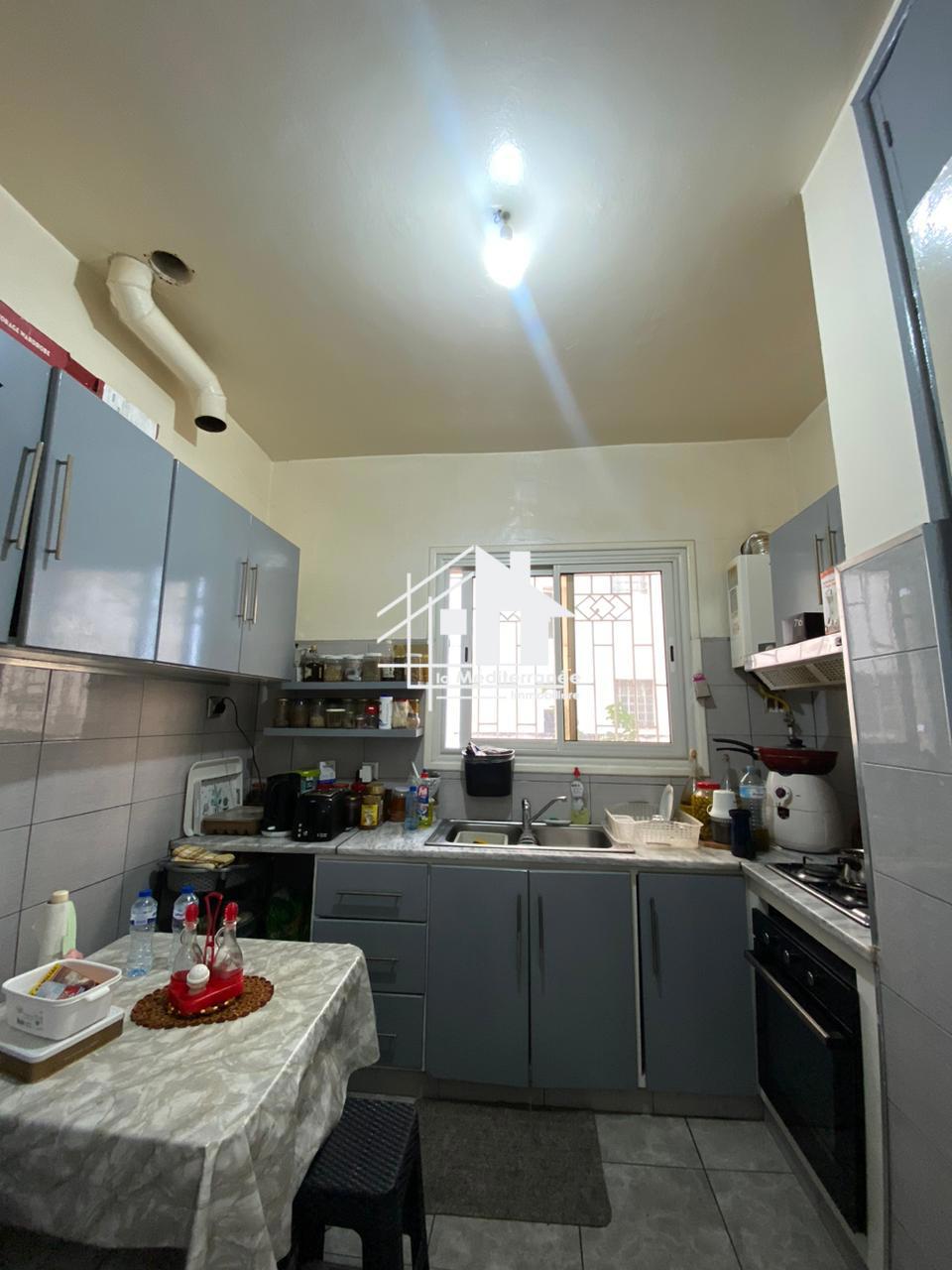 A louer appartement S+2 vide au Bardo 20 Mars
