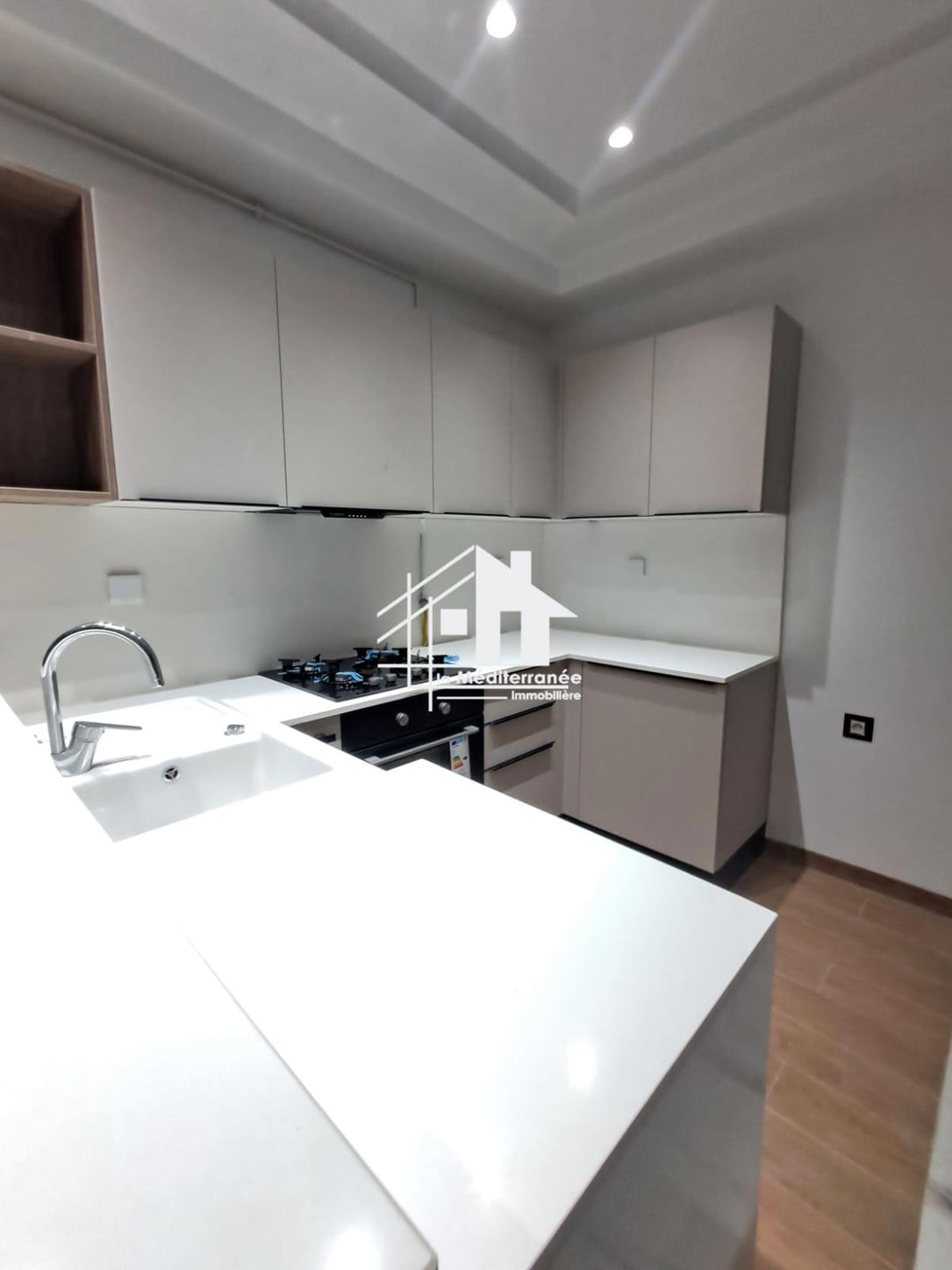 A louer un appartement s+1 à jardin d'el menzah 2