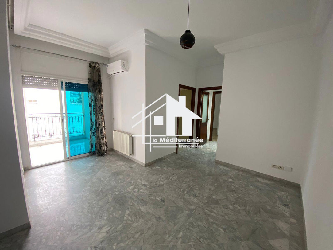 Un Appartement S+2 au lac 2