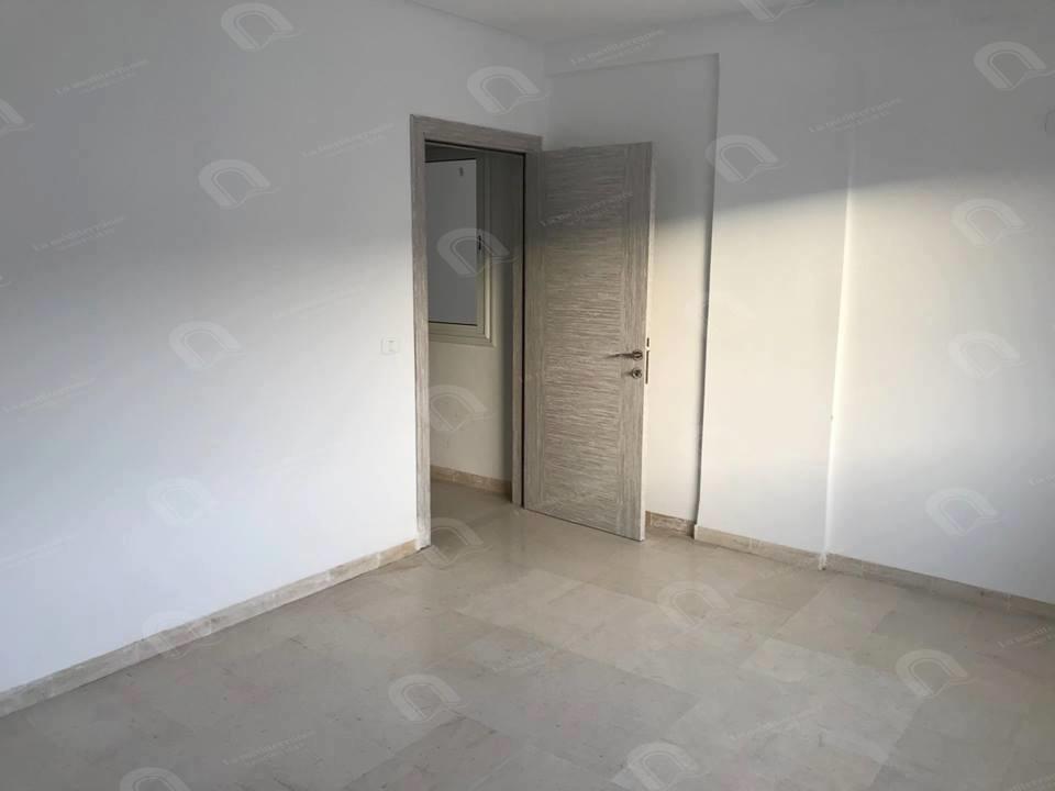 A vendre bureau a Hammam lif