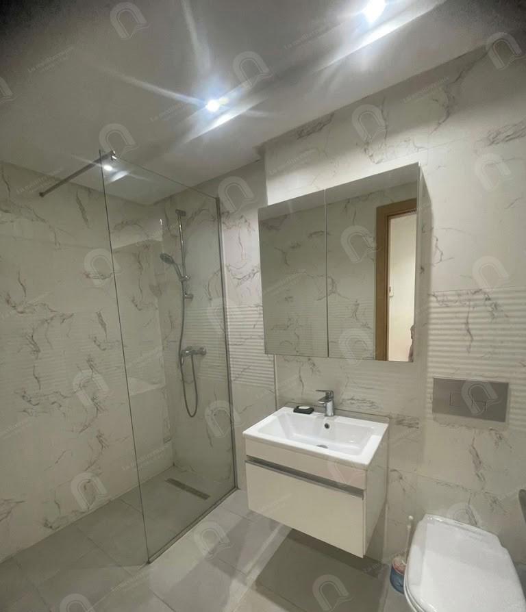 à louer un appartement s+1 à cité ennasr