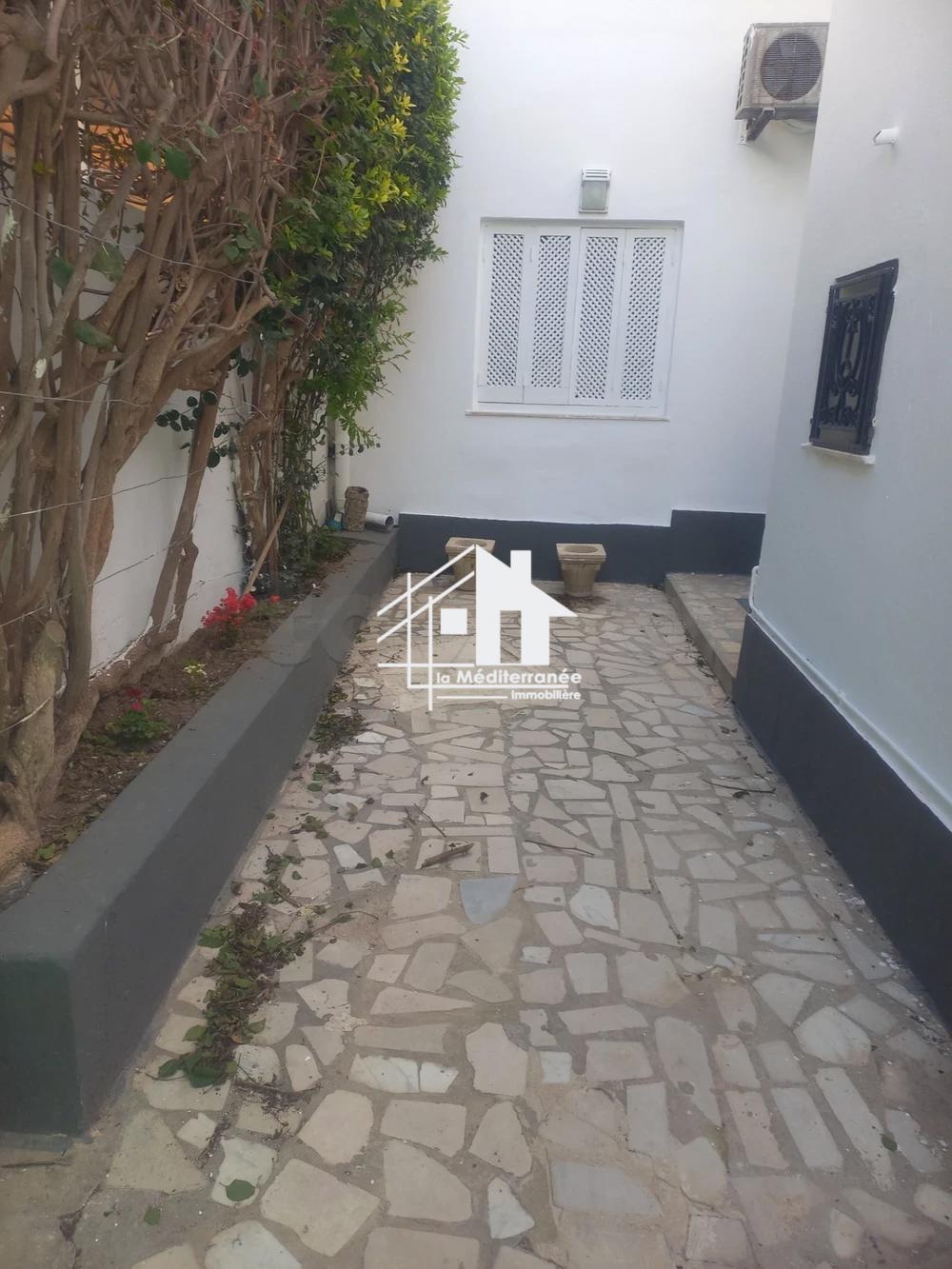 Appartement RDC s+2 meublée  à Ezzahra