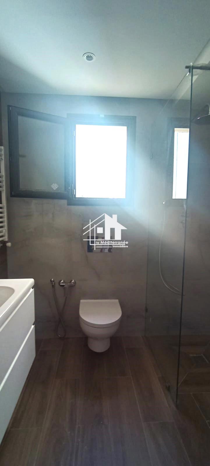 A louer appartement S+1 à Chotrana 1