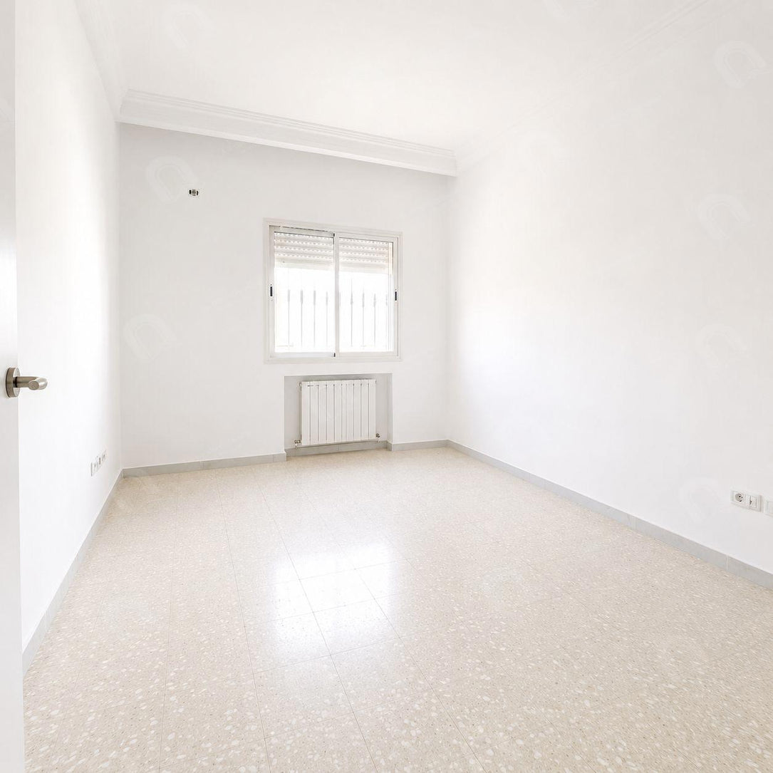 A vendre appartement s+2 Rdc au Bardo