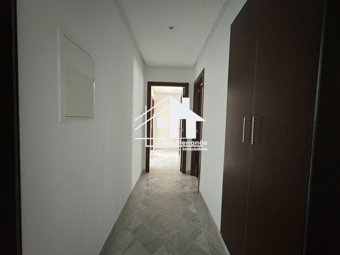 Appartement S+3 à jardins de Carthage