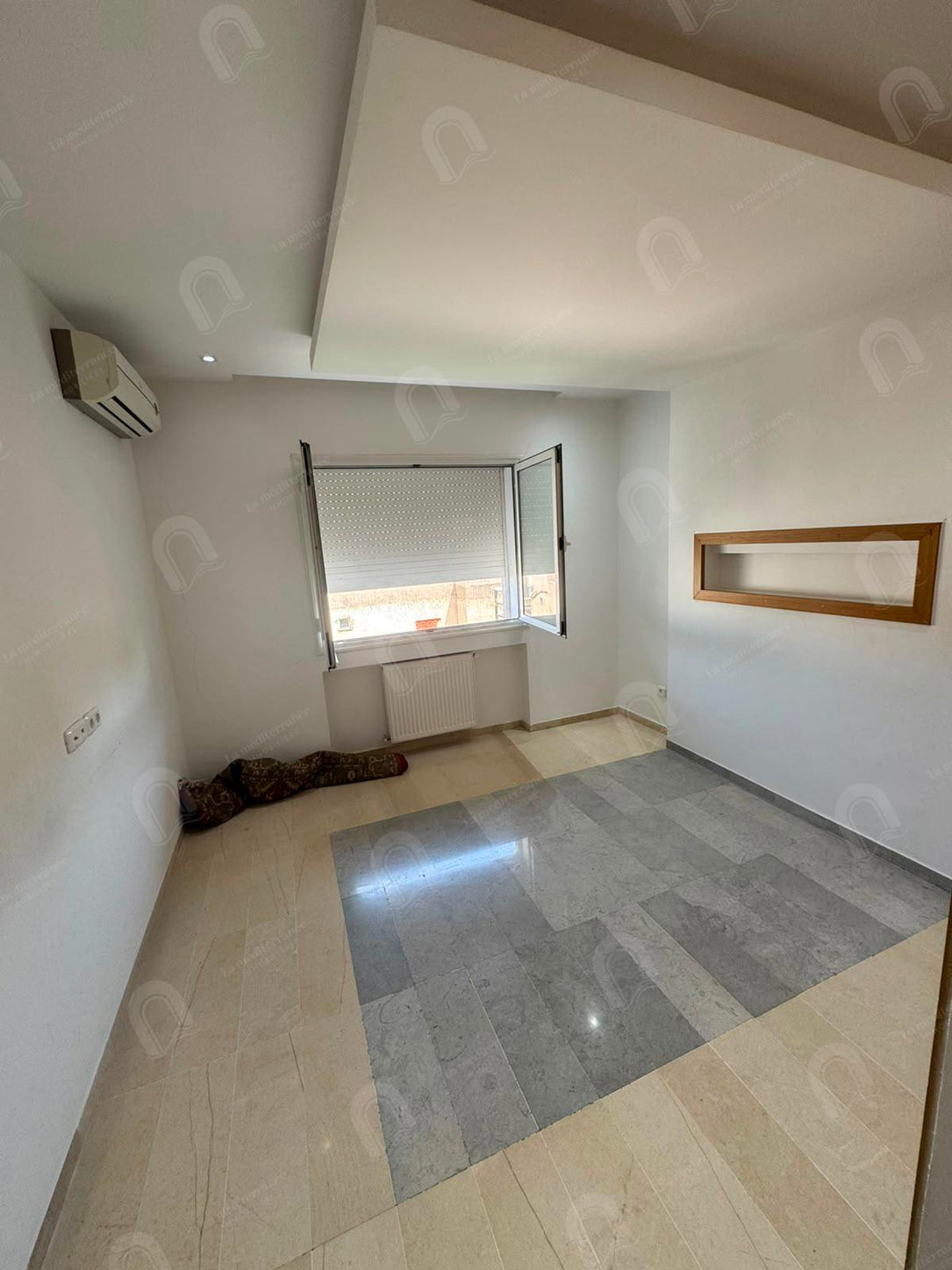 À louer Spacieux appartement S+3 à la soukra