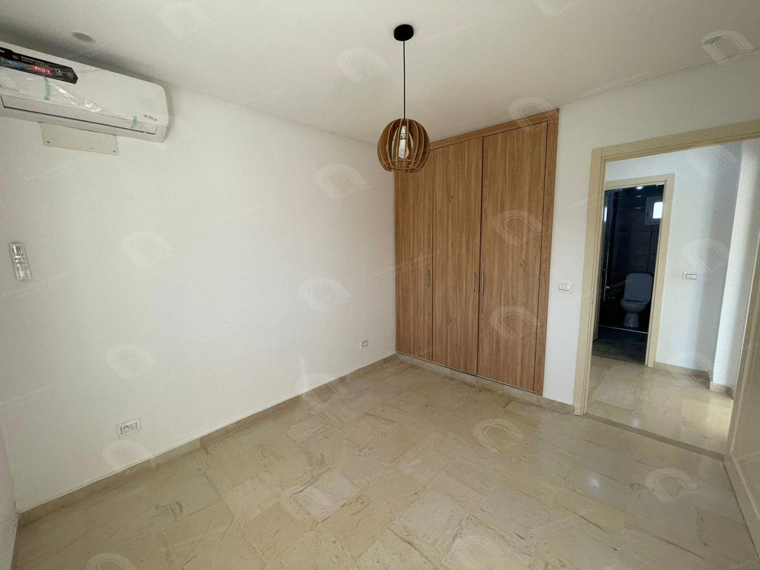 A louer un appartement s+3 à jardin d'el menzah 1