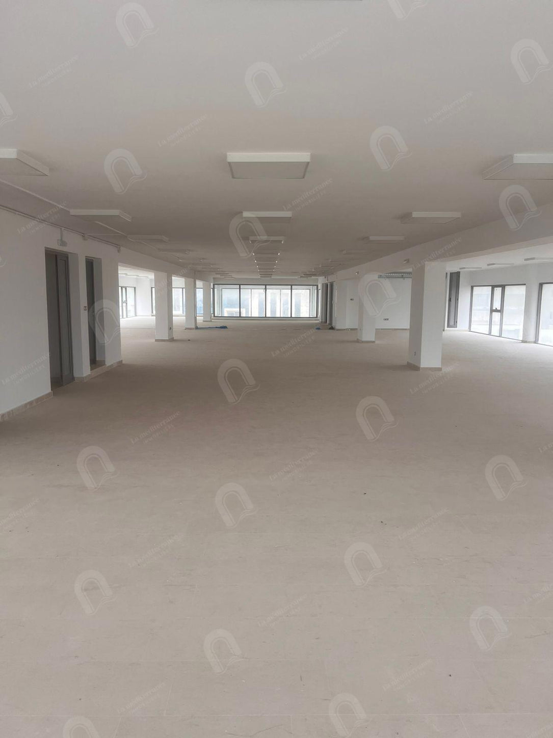 immeuble à louer au lac 3